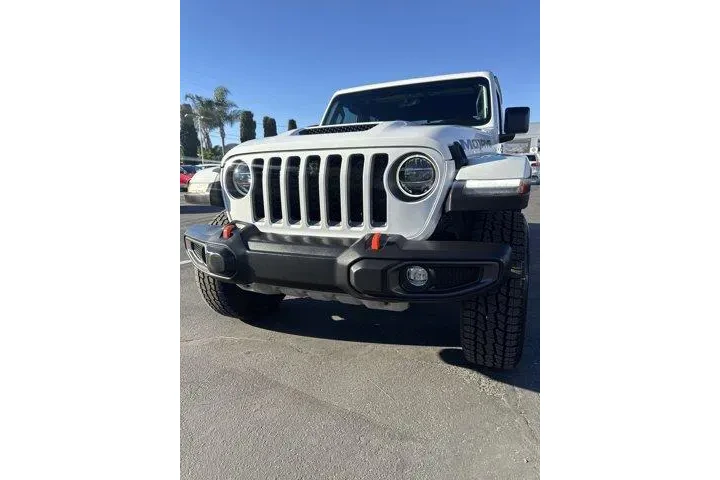 $34998 : Jeep Gladiator 2022 4x4 Moja image 10