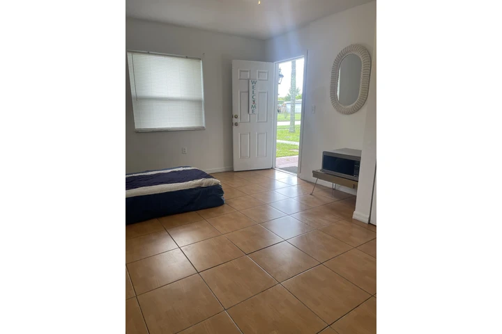 $780 : Rento habitacion image 1
