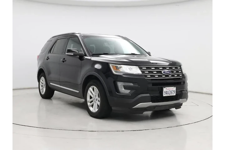 $16998 : Ford Explorer 2017 XLT 4dr S image 1