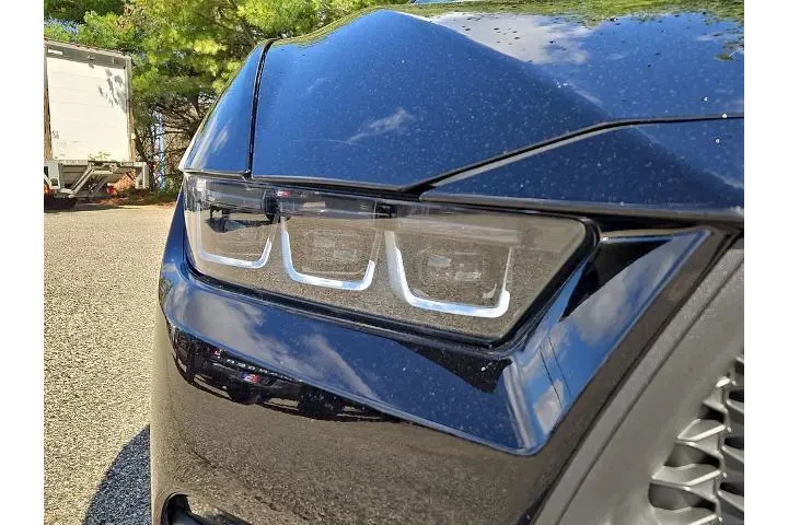 $30888 : Ford Mustang 2024 EcoBoost P image 9