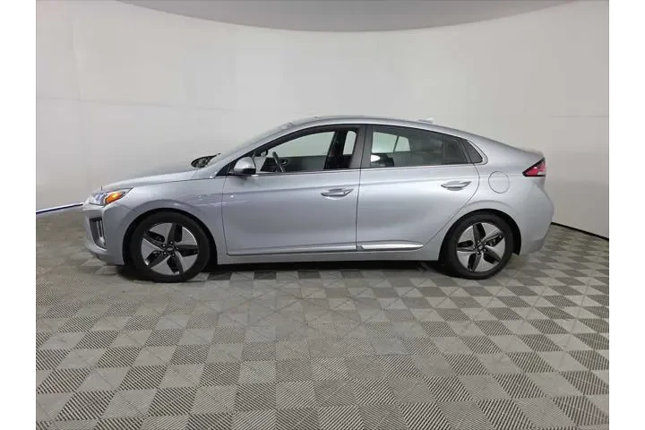 $15987 : Hyundai IONIQ Hybrid 2020 Li image 4