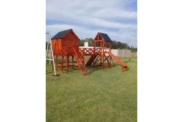$800000 : casitas para niños de madera image 3