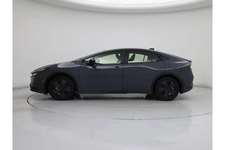 $31998 : Toyota Prius 2026 LE 4dr Hat image 3