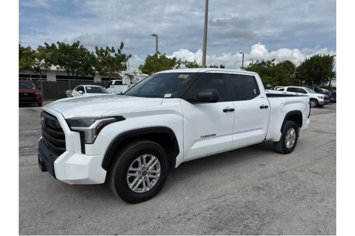 $39999 : Toyota Tundra SR5 image 2