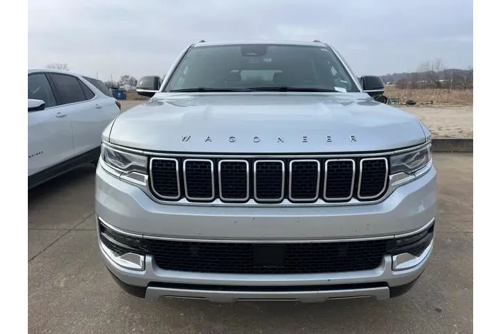 $39989 : Jeep Wagoneer L 2024 4x4 Ser image 7