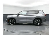$21995 : Mitsubishi Outlander PHEV 20 thumbnail