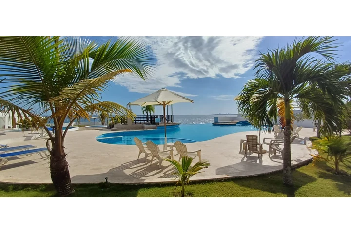 $169000 : VENDO VILLA FRENTE AL MAR image 5