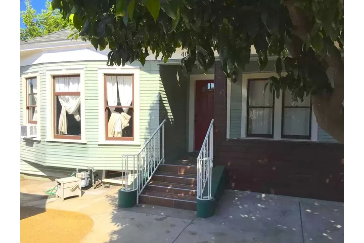 $1700 : Boyle Heights 3 & 2 image 2