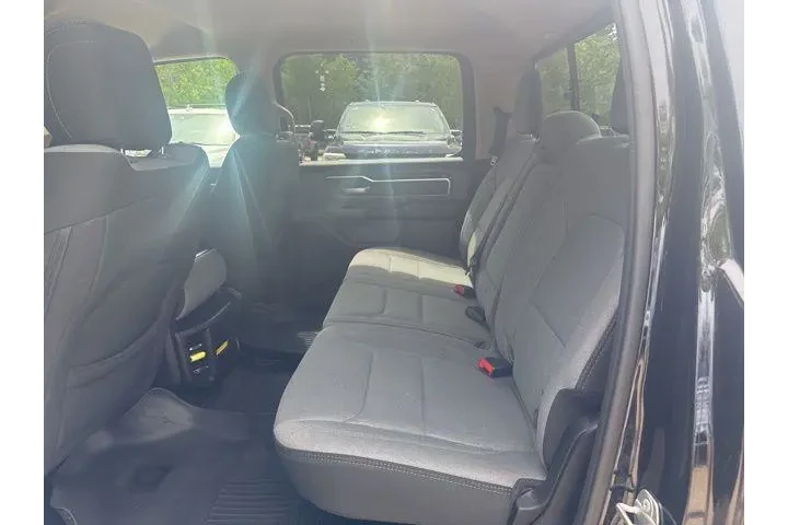 $24867 : Ram 1500 2019 4x4 Big Horn 4 image 9