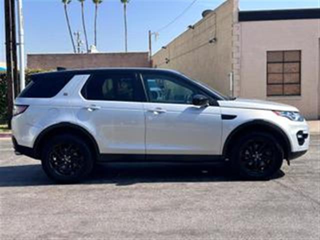 $13990 : 2019 LAND ROVER DISCOVERY SPO image 4