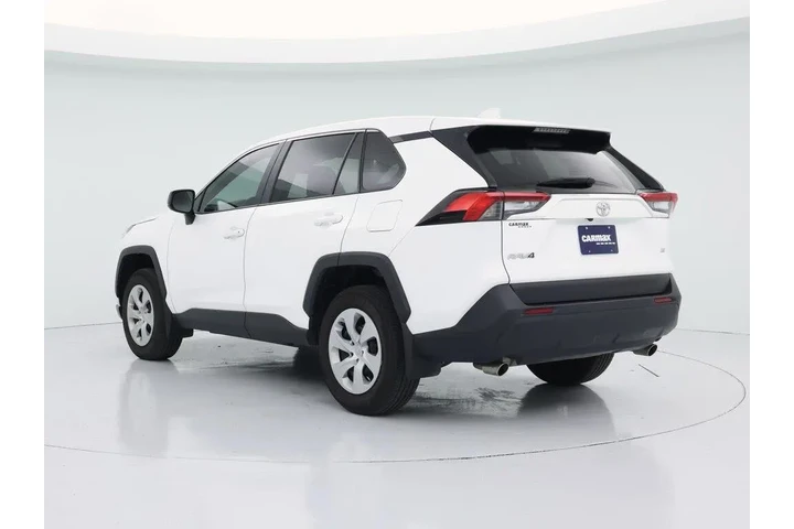 $28998 : Toyota RAV4 2025 LE 4dr SUV image 2