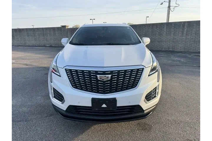 $27982 : Cadillac XT5 2021 4x4 Luxury image 2