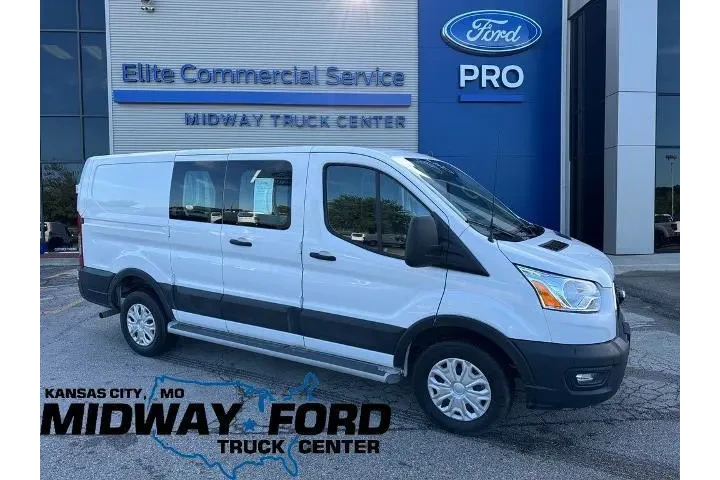 $31988 : Ford Transit 2022 250 3dr SW image 1