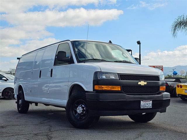 $25995 : 2020 Express Cargo Van image 3