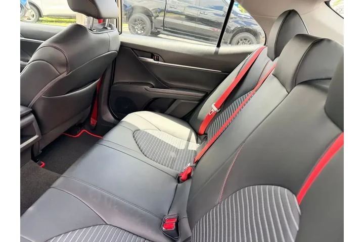 $31991 : Toyota Camry 2022 XSE V6 4dr image 7