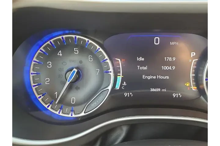 $30223 : Chrysler Pacifica 2024 Touri image 6