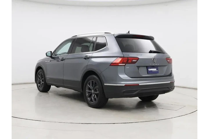 $19998 : Volkswagen Tiguan 2022 SE 4d image 2