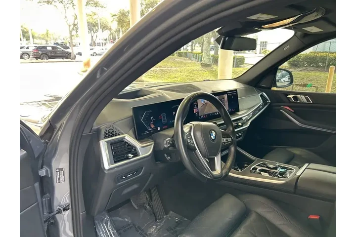 $39642 : BMW X5 2024 AWD xDrive40i 4d image 6