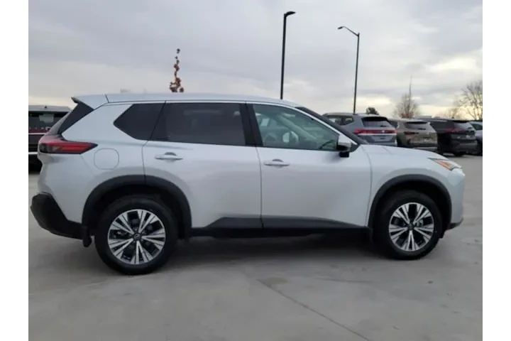 $26885 : Nissan Rogue 2023 AWD SV 4dr image 6