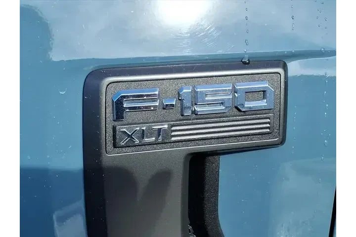 $39820 : Ford F-150 2023 4x4 XLT 4dr image 8