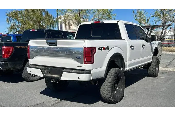 $31984 : Ford F-150 2015 4x4 Platinum image 2