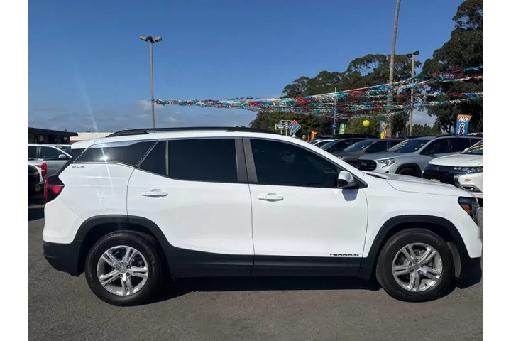 $22999 : 2021 GMC Terrain SLE image 6