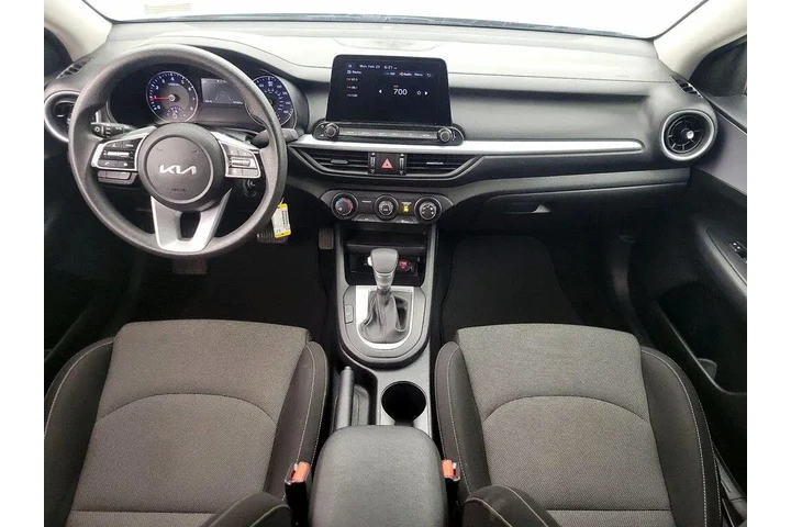 $17998 : Kia Forte 2024 LXS 4dr Sedan image 9