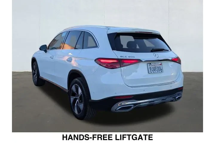 $39875 : Mercedes-Benz GLC 2024 GLC 3 image 3