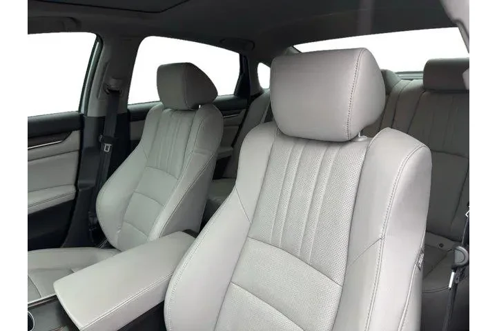 $21991 : Honda Accord 2018 Touring 4d image 8