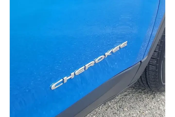 $22996 : Jeep Cherokee 2022 Latitude image 6