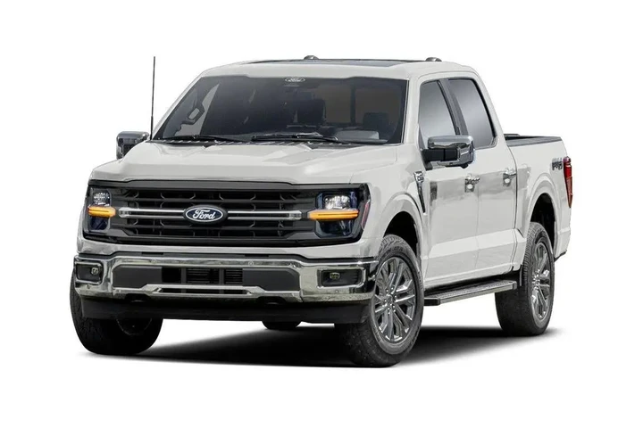 $38546 : Ford F-150 2024 4x4 XLT 4dr image 1