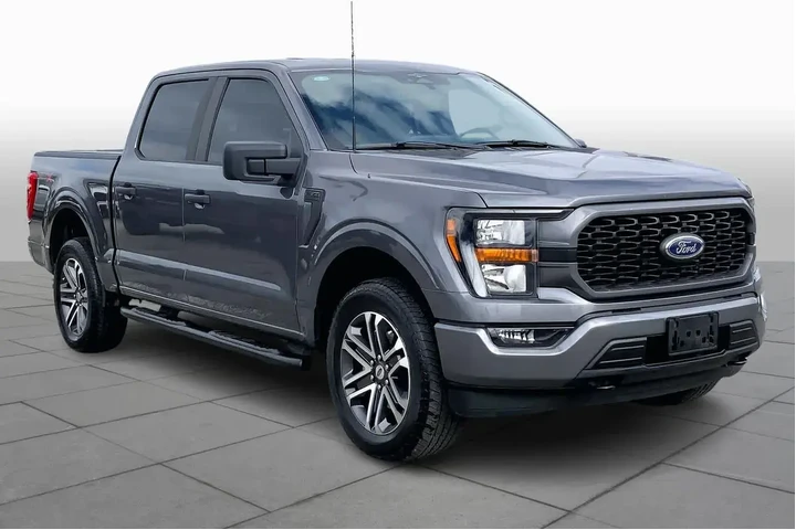 $37895 : Ford F-150 2023 4x4 XL 4dr S image 3