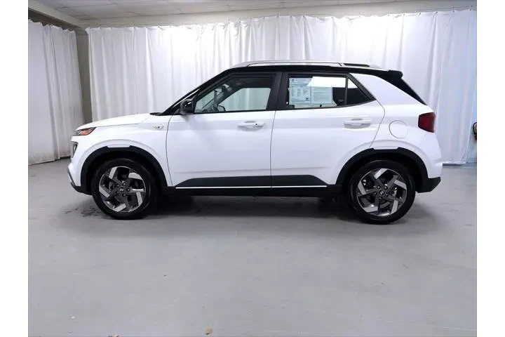 $19995 : Hyundai VENUE 2022 Limited 4 image 2