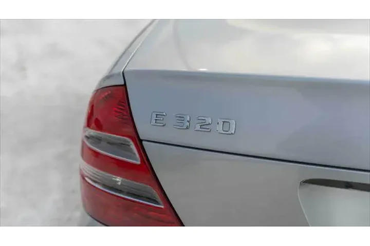 $4000 : Mercedes-Benz E-Class 2004 A image 4
