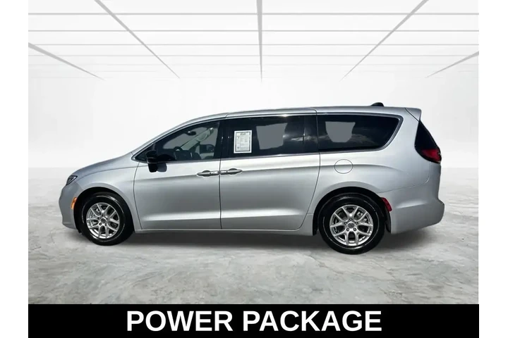 $21960 : Chrysler Pacifica 2024 Touri image 8