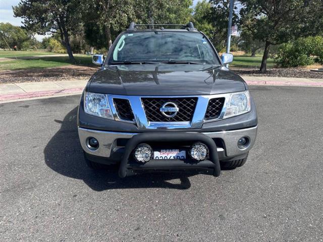 $11250 : 2010 Frontier SE V6 image 3