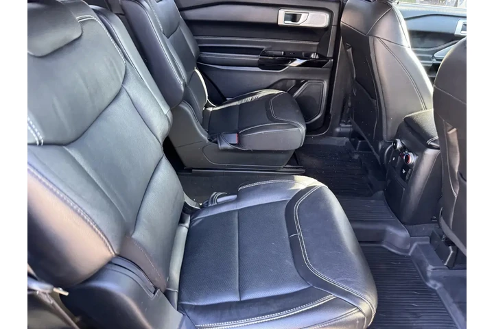 $35799 : Ford Explorer 2023 AWD ST 4d image 9