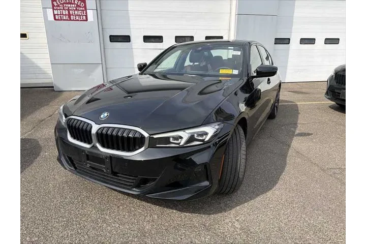 $37943 : BMW 3 Series 2023 AWD 330i x image 2