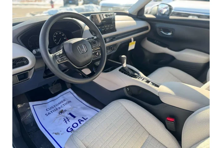 $26679 : Honda HR-V 2026 AWD LX 4dr C image 7