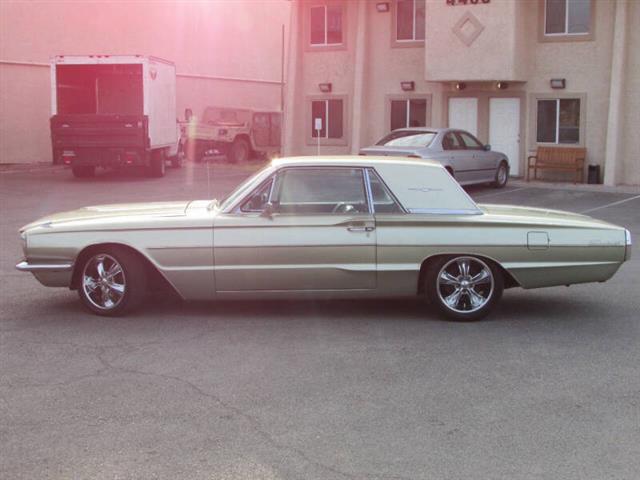 $22995 : 1966 Thunderbird image 6