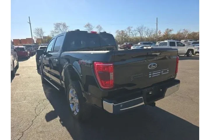 $38000 : Ford F-150 2022 4x4 XLT 4dr image 5