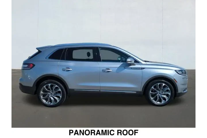 $34875 : Lincoln Nautilus 2022 AWD Re image 6