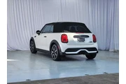 $32991 : MINI Convertible 2024 Cooper thumbnail