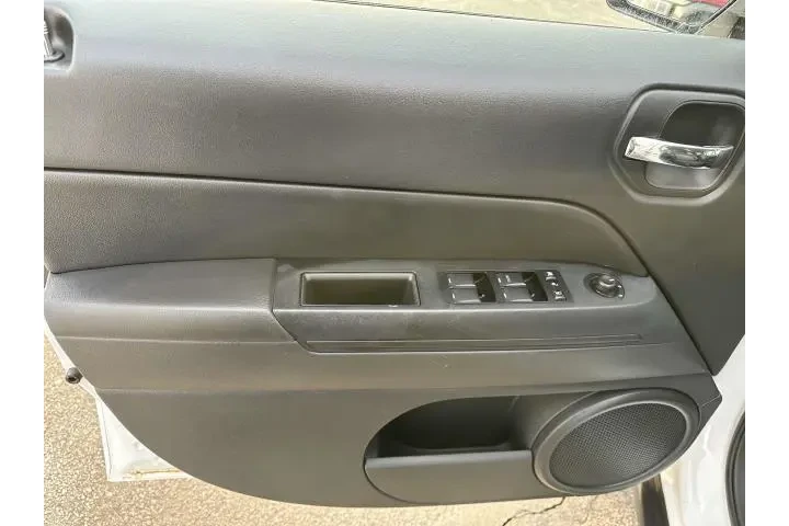 Jeep Patriot 2014 Latitude 4 image 8