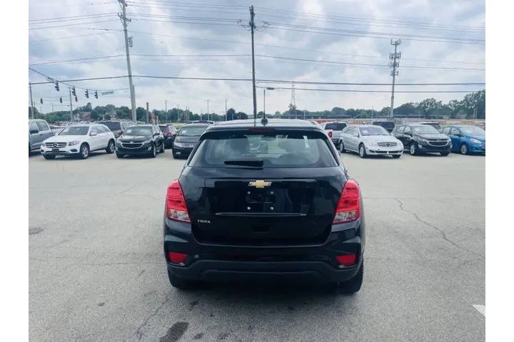 $7999 : 2018 Trax LS image 6