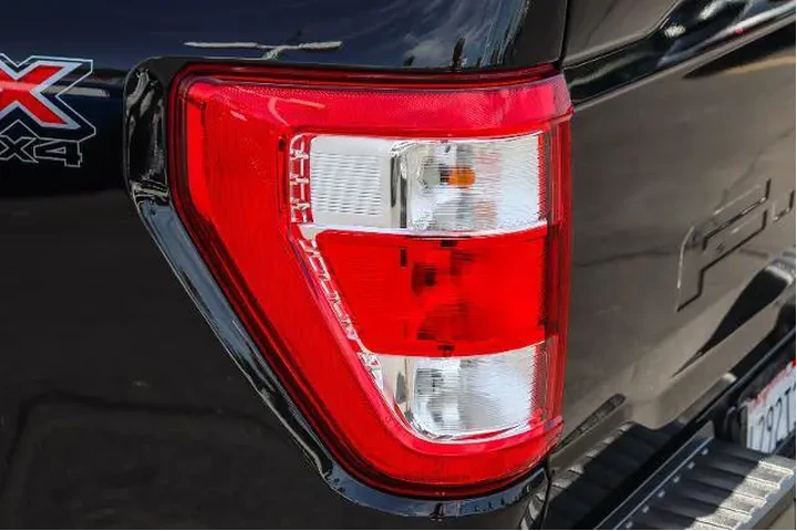 $36995 : Ford F-150 2023 4x4 XLT 4dr image 7