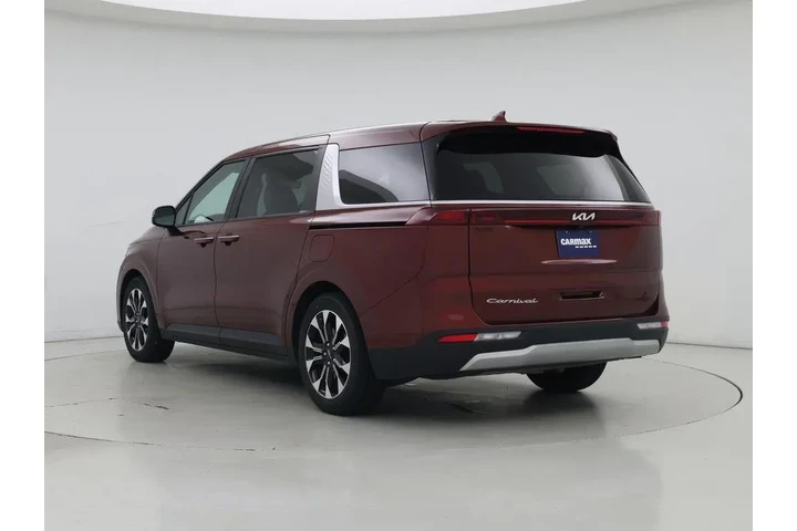 $29998 : Kia Carnival 2022 EX 4dr Min image 2