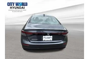 $23146 : Honda Accord 2023 LX 4dr Sed thumbnail