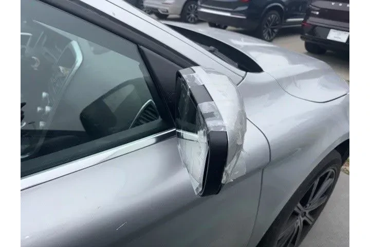 $10169 : Volvo XC60 2016 AWD T6 Drive image 6