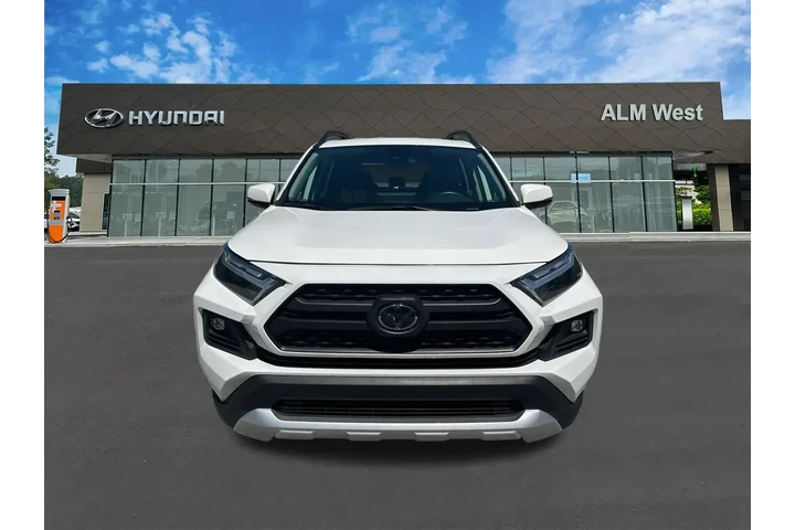 $28320 : Toyota RAV4 2024 AWD Adventu image 2